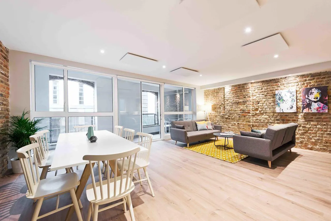 Temple Bar Crown Square Apartments contacts